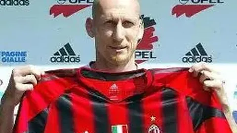 长发新锐蓄势待发，挑战五连胜巅峰，阿莫林寄语：愿他早日剃度换新颜！