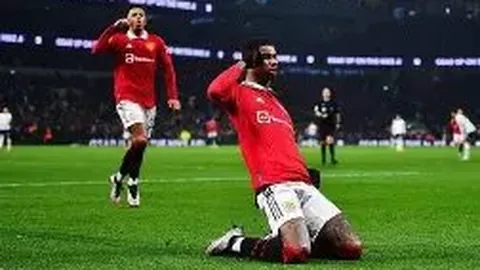 夜幕下网友邂逅撒贝宁夫妇，甜蜜共饮展现浪漫氛围