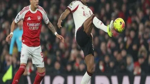 [棋牌]卡子哥卞相壹：读秒激战中奇略研究所遭遇惨重败绩